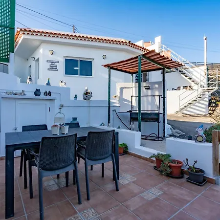 El Rinconcito With Sea View Лос Менорес